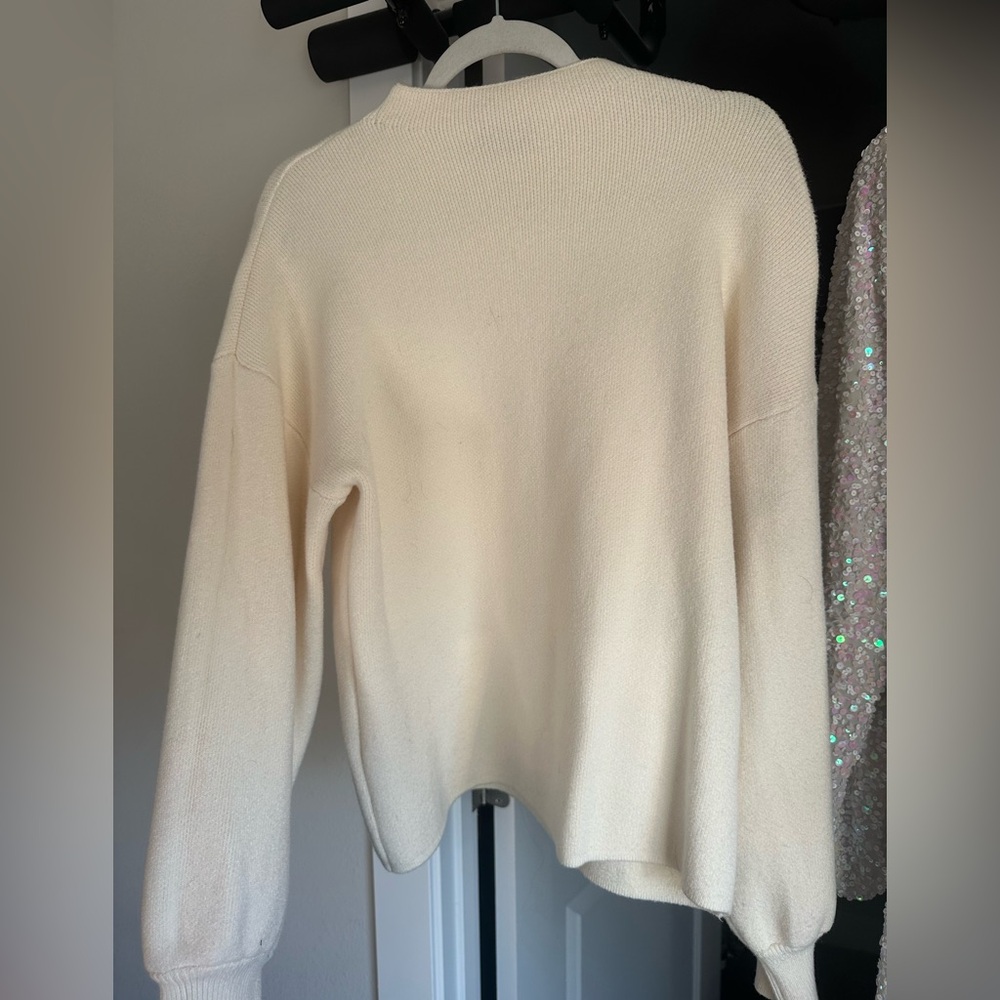 Vici Cream Women's Crew Neck Sweater